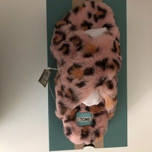 Toms Susie Spanish Villa Cheetah Faux Fur Slippers - Size 7 - New